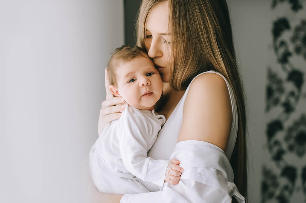 DIY Newborn Photography