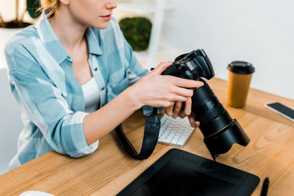 Why Professional Photographers Cannot Work for Free