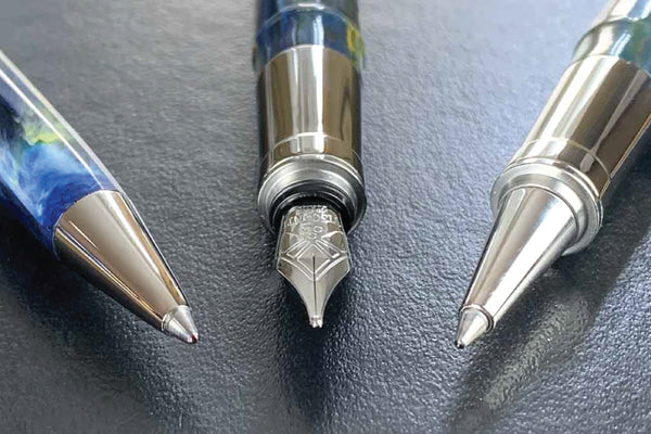 What are the differences between a Fountain Pen and a Ball Pen