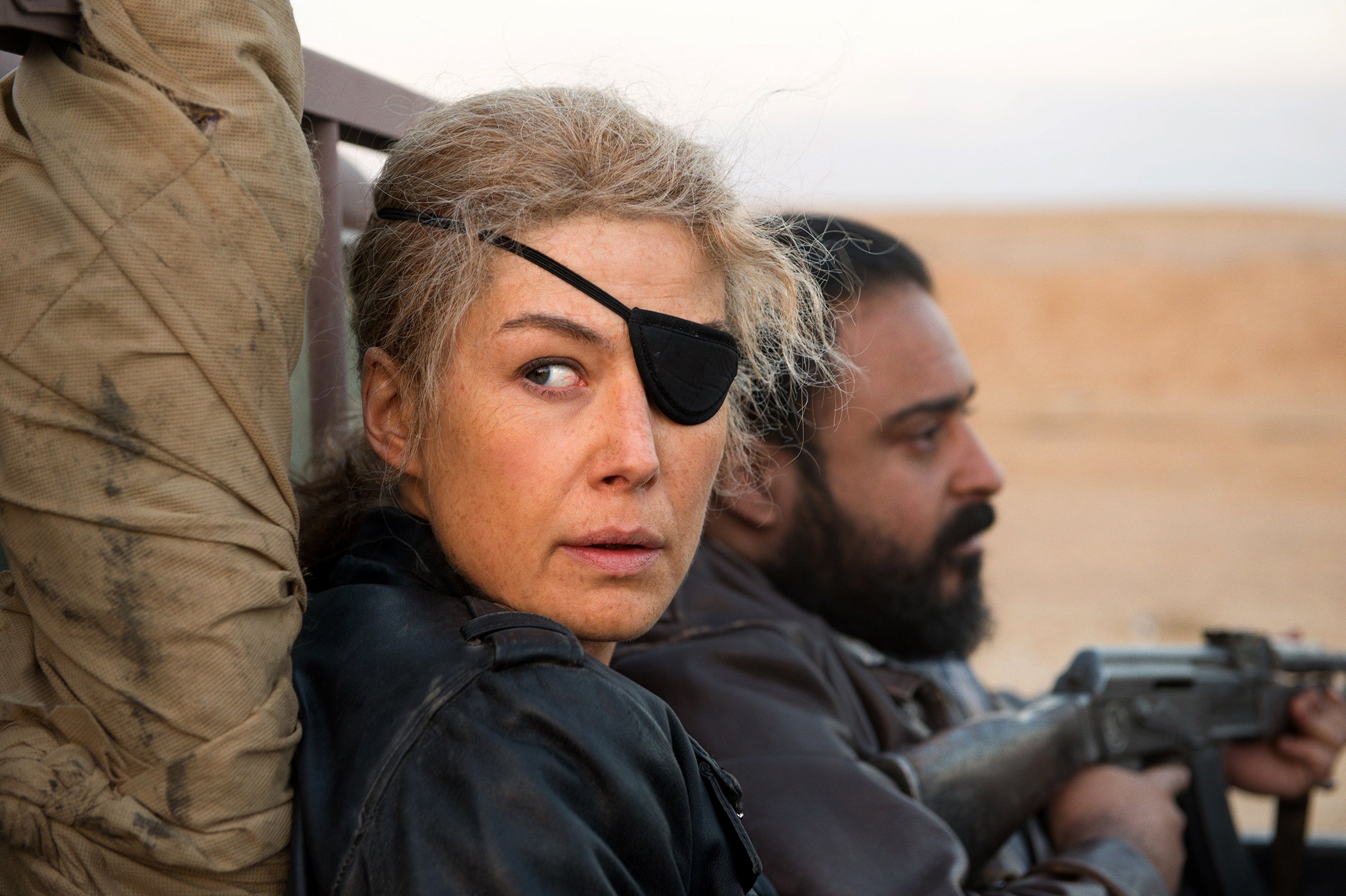 Rosamund Pike plays war correspondent Marie Colvin in A Private War