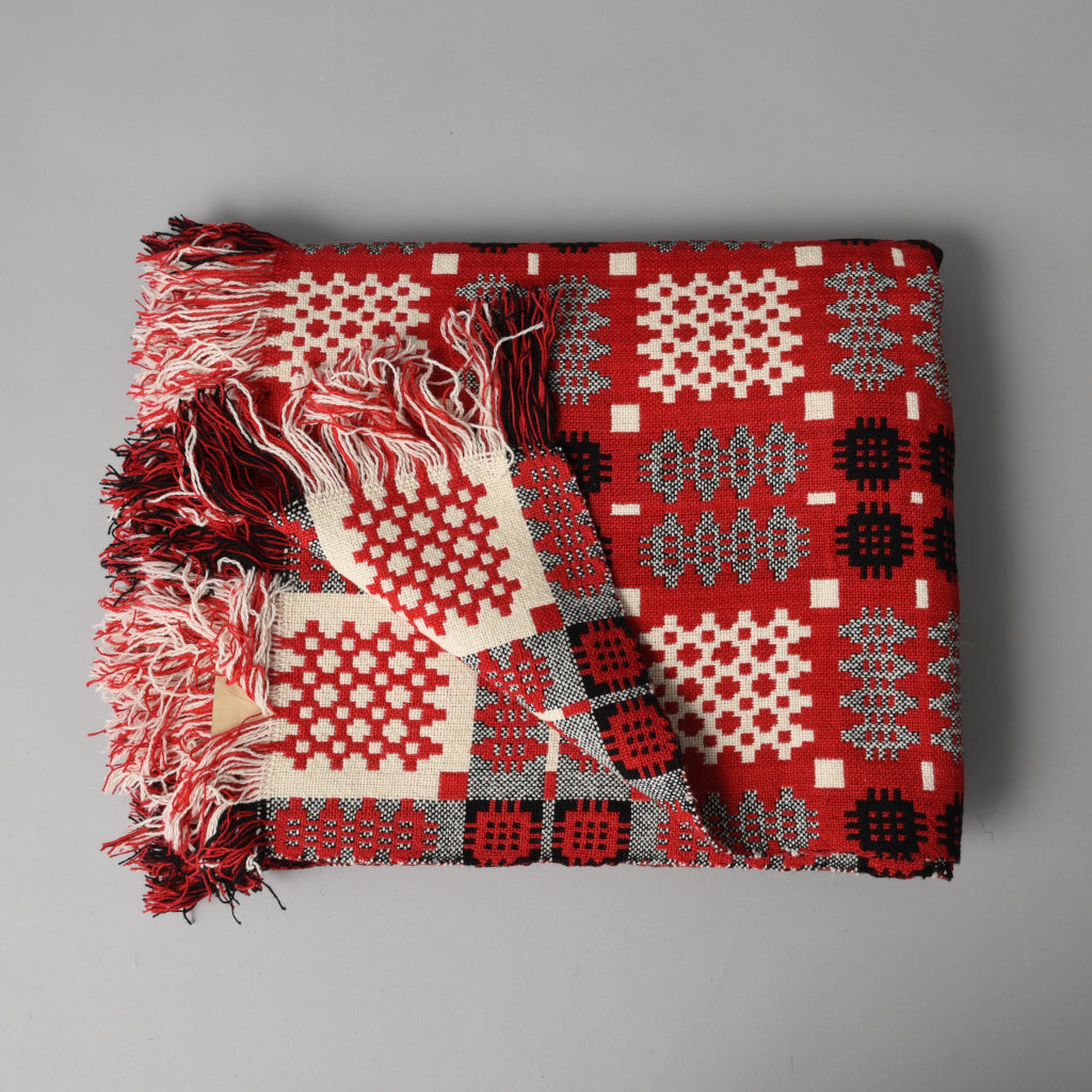 WELSH TAPESTRY BLANKET RED - LABOUR AND WAIT