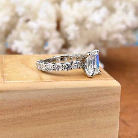 0.87 CT Round Diamond Ring, Lab Grown Diamond Round Engagement Rings