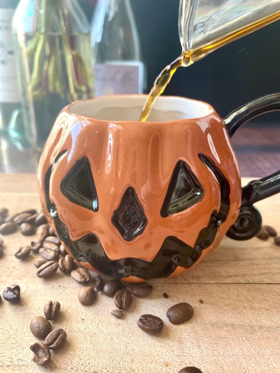 HAUNTED HALLOWS MUG