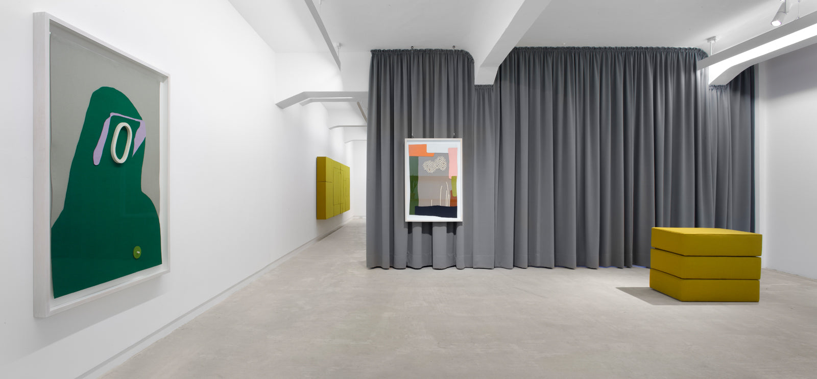 Thomas Grünfeld, Thébaïde, Installation view, 2008, Galerie Michael Janssen, Berlin