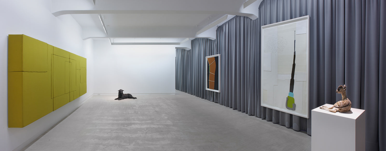 Thomas Grünfeld, Thébaïde, Installation view, 2008, Galerie Michael Janssen, Berlin