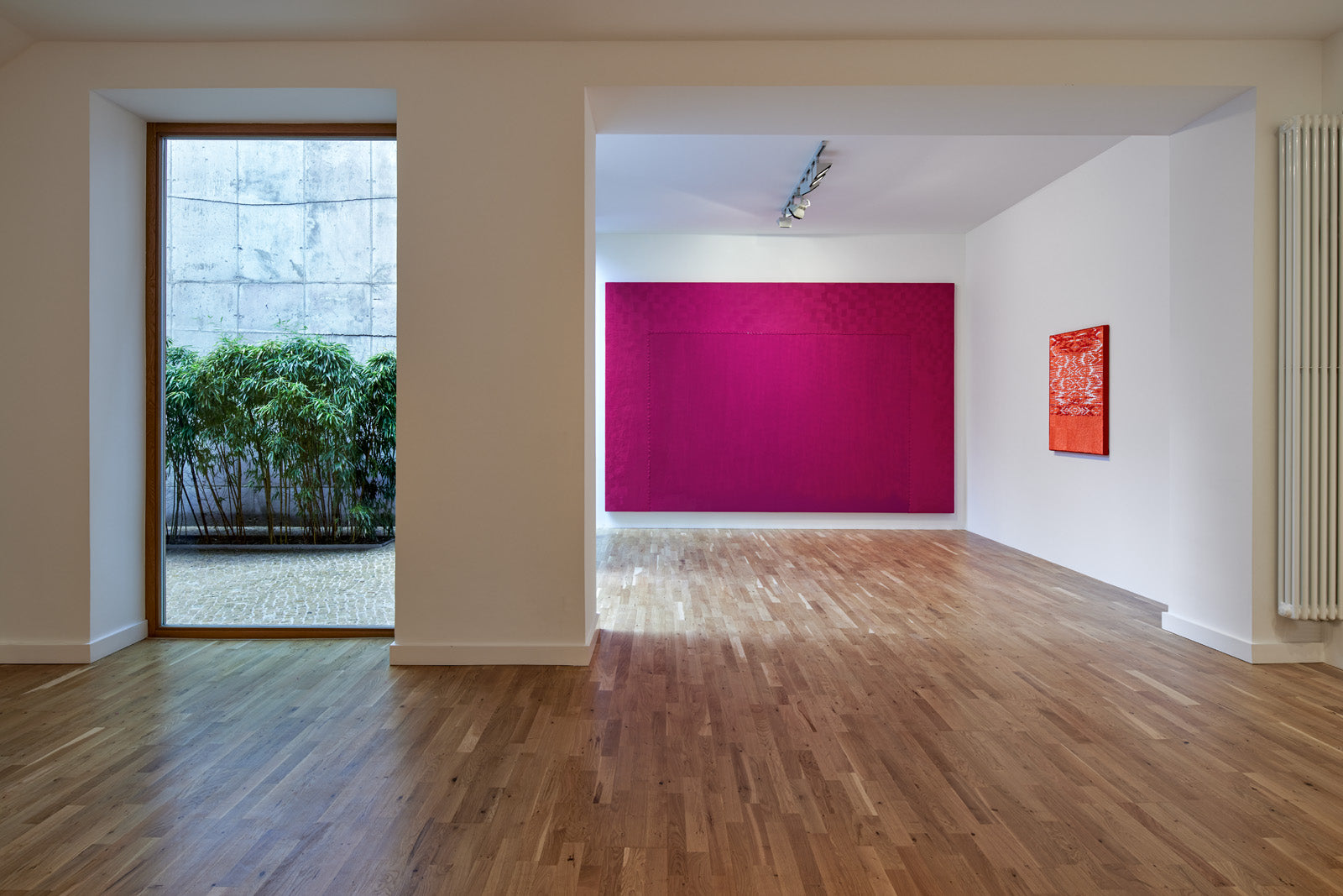 Gulnur Mukazhanova - Un-Conscious, Installation view, 2021, Galerie Michael Janssen, Berlin