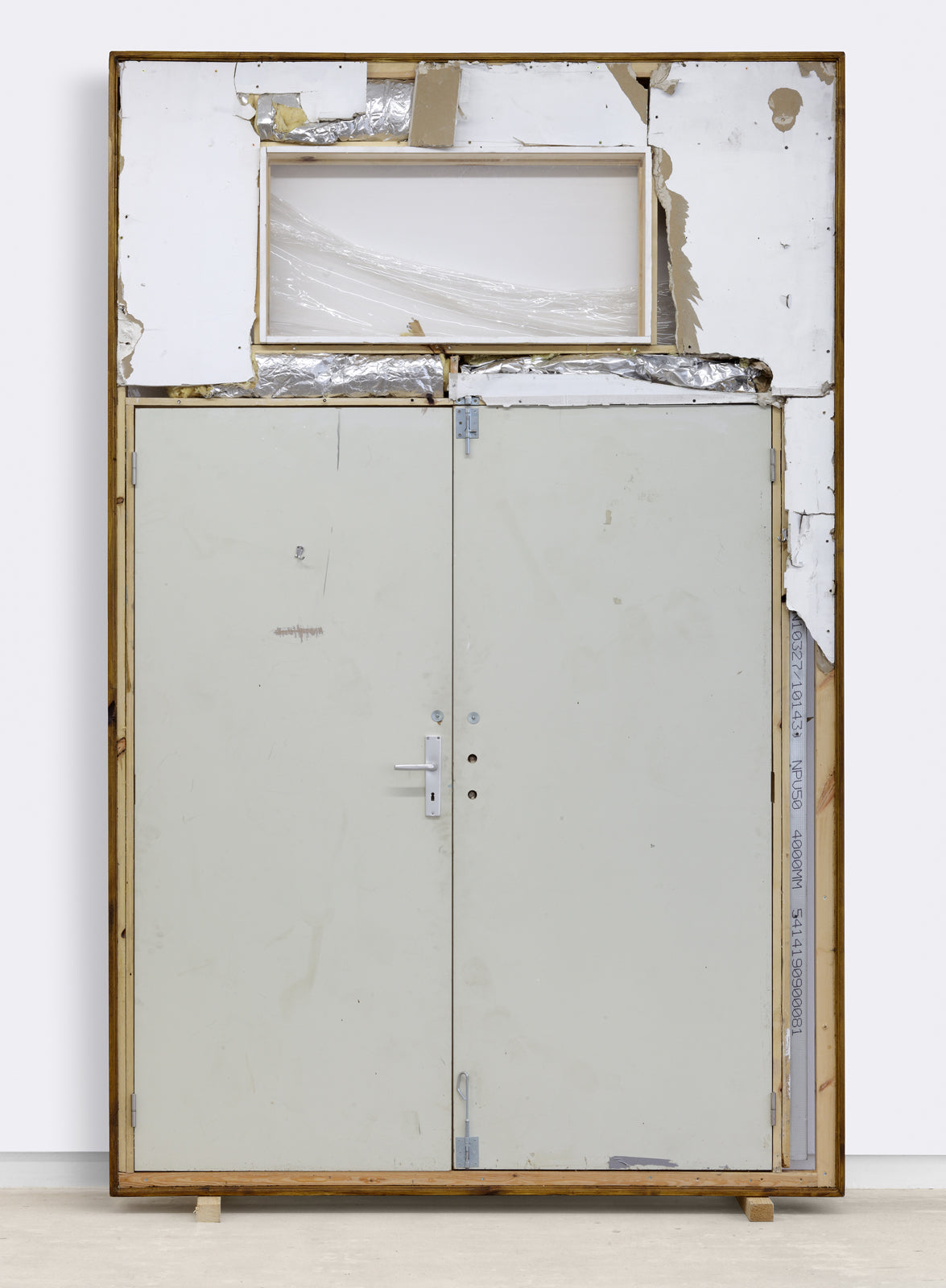 Joris Van de Moortel, Like a hurricane (you are like), Installation view, 2010, Galerie Michael Janssen Berlin