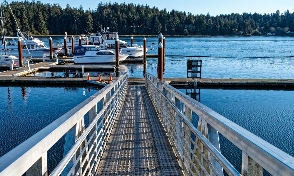 What’s the Difference Between Ramps and Gangways for Docks?