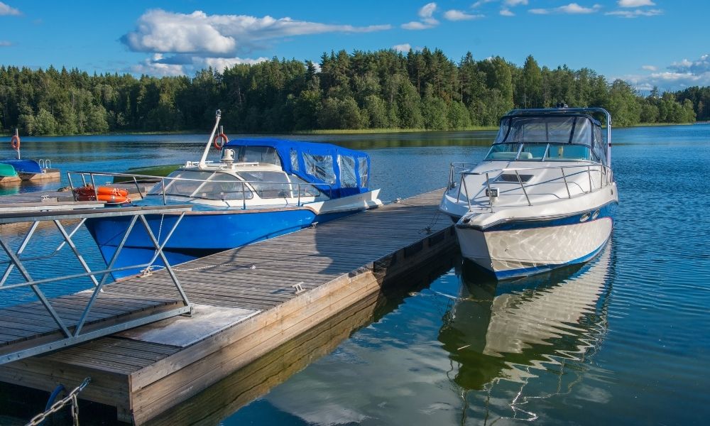 What Are the Different Parts of a Full Boat Dock?