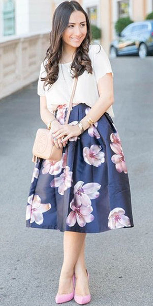 Modest knee length floral print midi below knee skirt | Shop Mode-sty