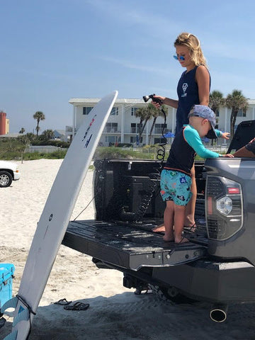 Paddle board mobile washdown system. The Spray Box