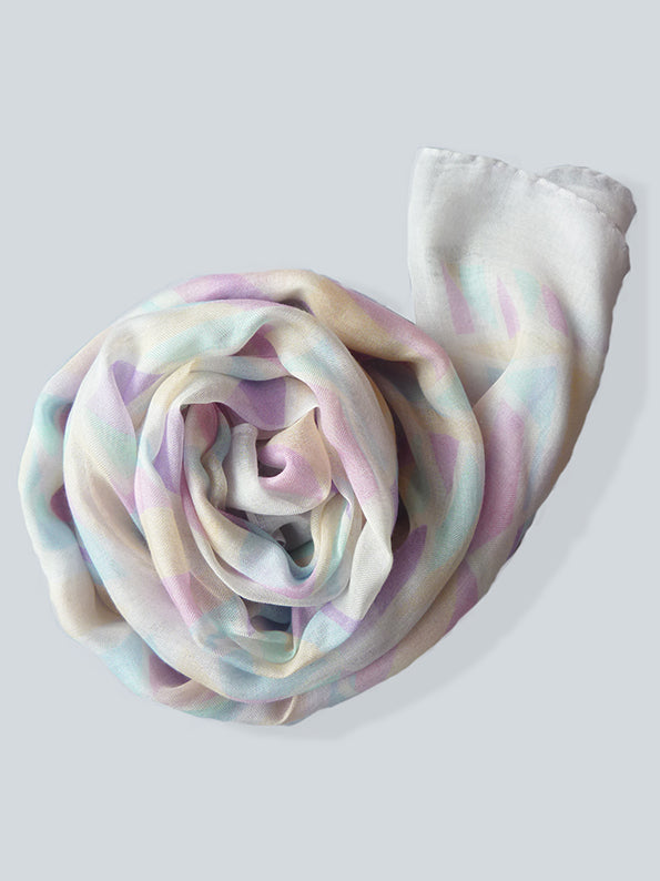 Carousel FADE Scarf C (web)