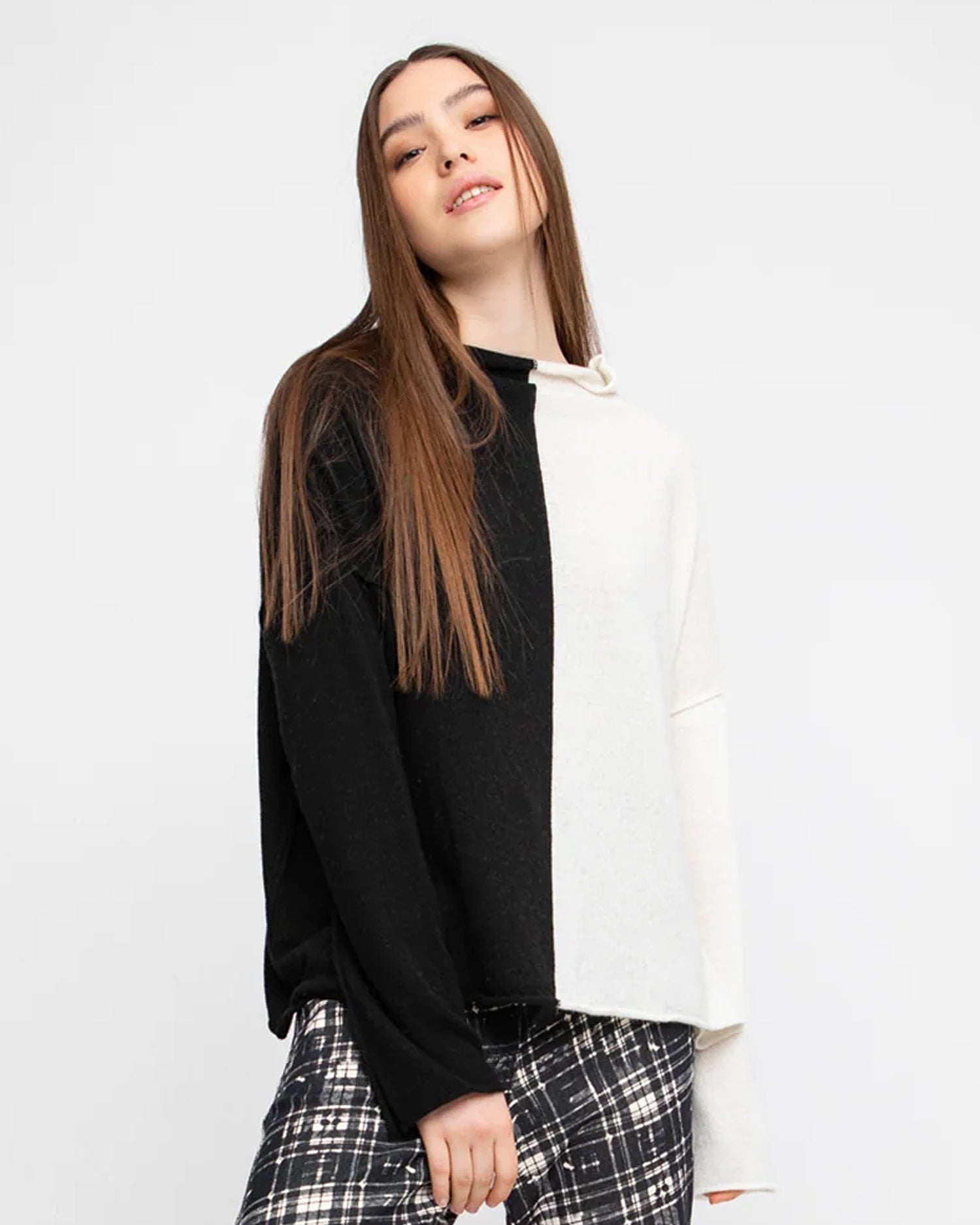 SWEATERS.jpg__PID:8b0cb022-d921-4253-8f42-d8631a93c9e1