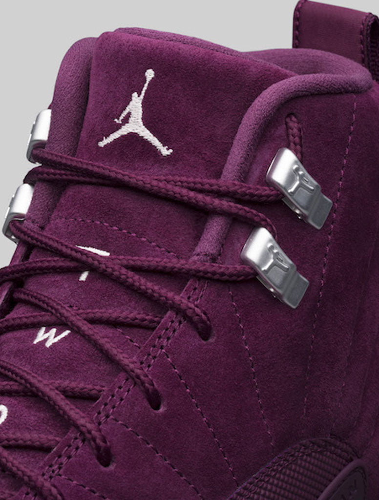 air-jordan-12-bordeaux-tongue