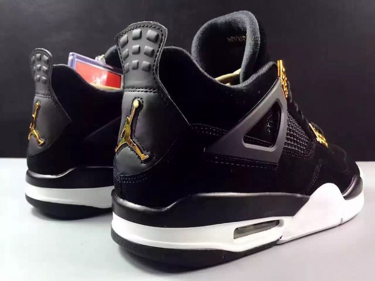 jordan 4 royalty outfit