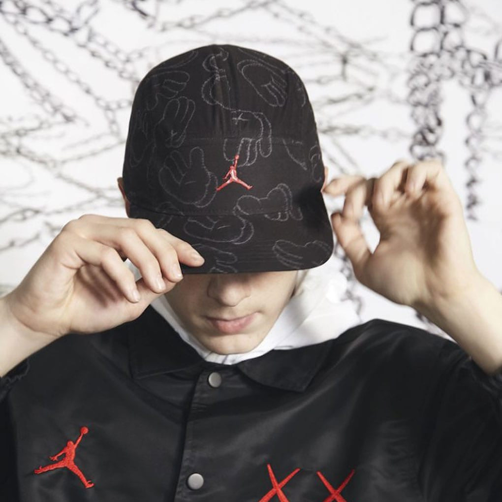 jordan-4-kaws-cap