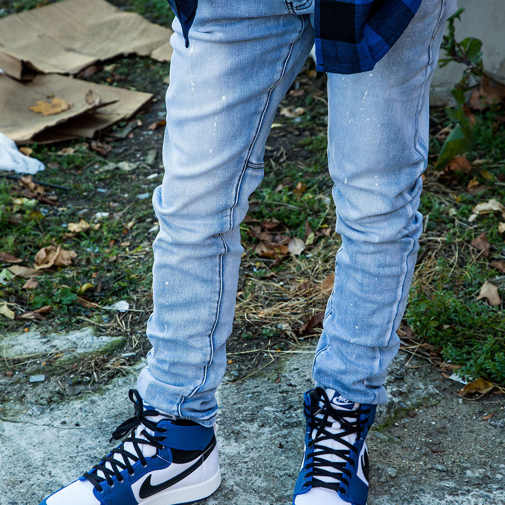 blue jeans with jordans