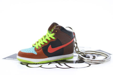 Nike Undefeated Dunk Hi Mini Sneaker 