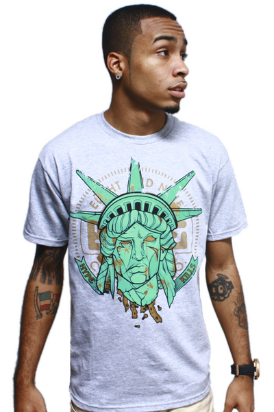 statue of liberty nike t shirt