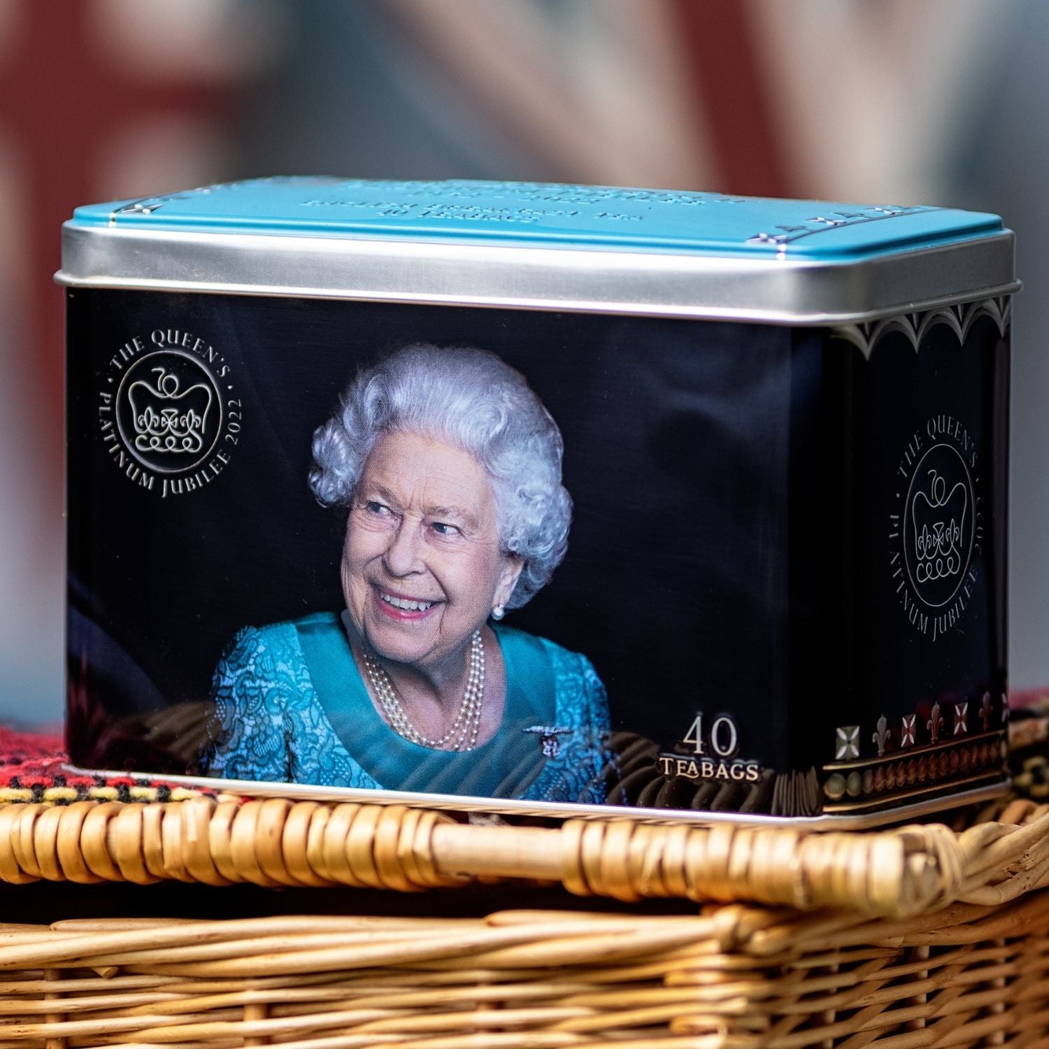 Image of Queen Elizabeth II Platinum Jubilee Tea Tin With 40 English Breakfast Teabags