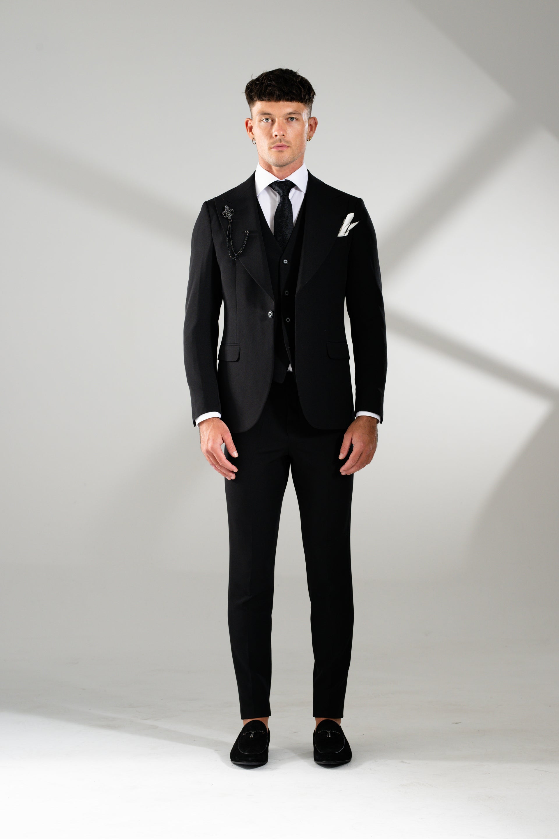 'Blackout' Stretch 3-Piece Suit – Dyonsu