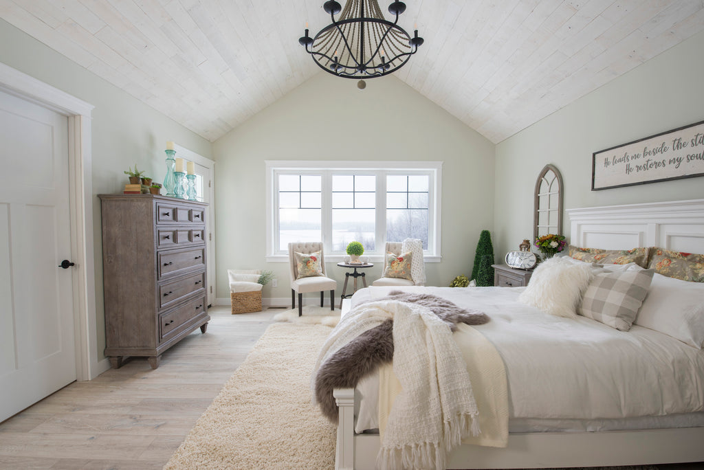 This Stikwood Hampton wood wall planks ceiling is the perfect addition to this bedroom design.
