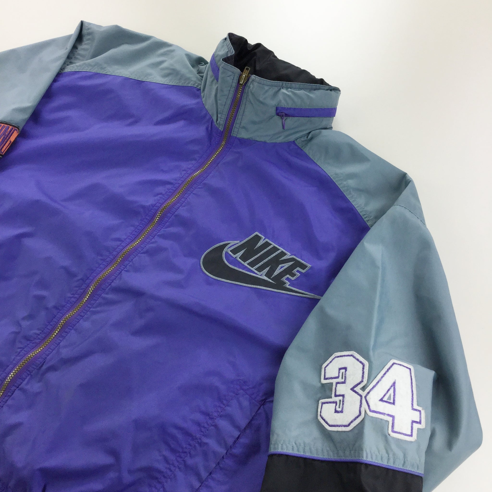 necesario amanecer Médula Nike 80s Charles Barkley Jacket - Medium | Premium Vintage
