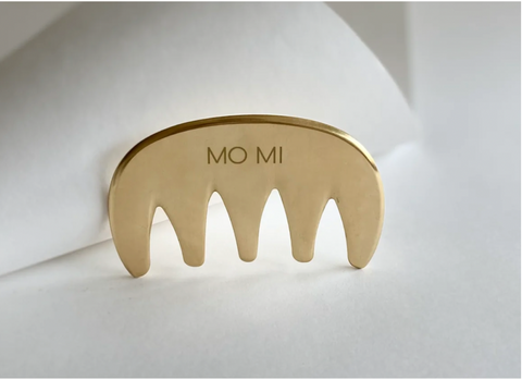 Momi Comb