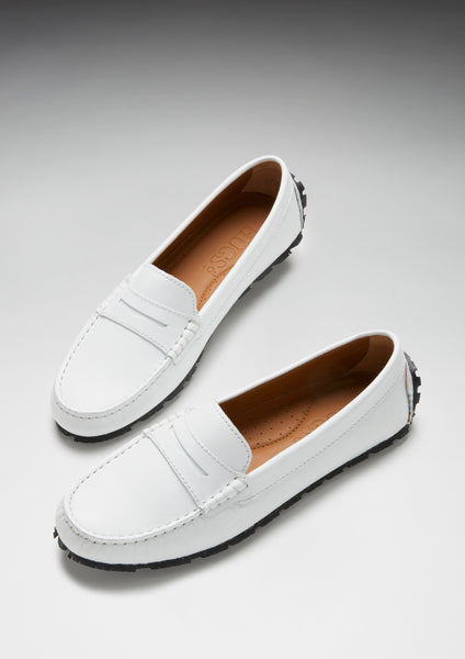 White penny loafers Hugs & Co. 