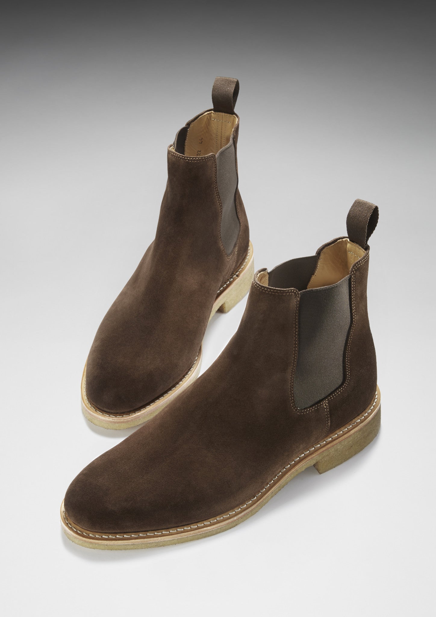 chelsea boots with rubber soles