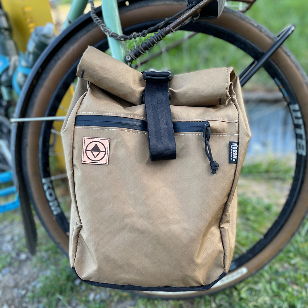 product-pannier-macro-pannier-lifestyle-02-bike_1000x.png