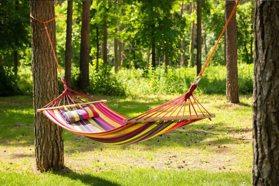 methodologie ga werken Vete Everything You Need to Know About How to Hang a Hammock Outdoors - Hammock  Universe Canada