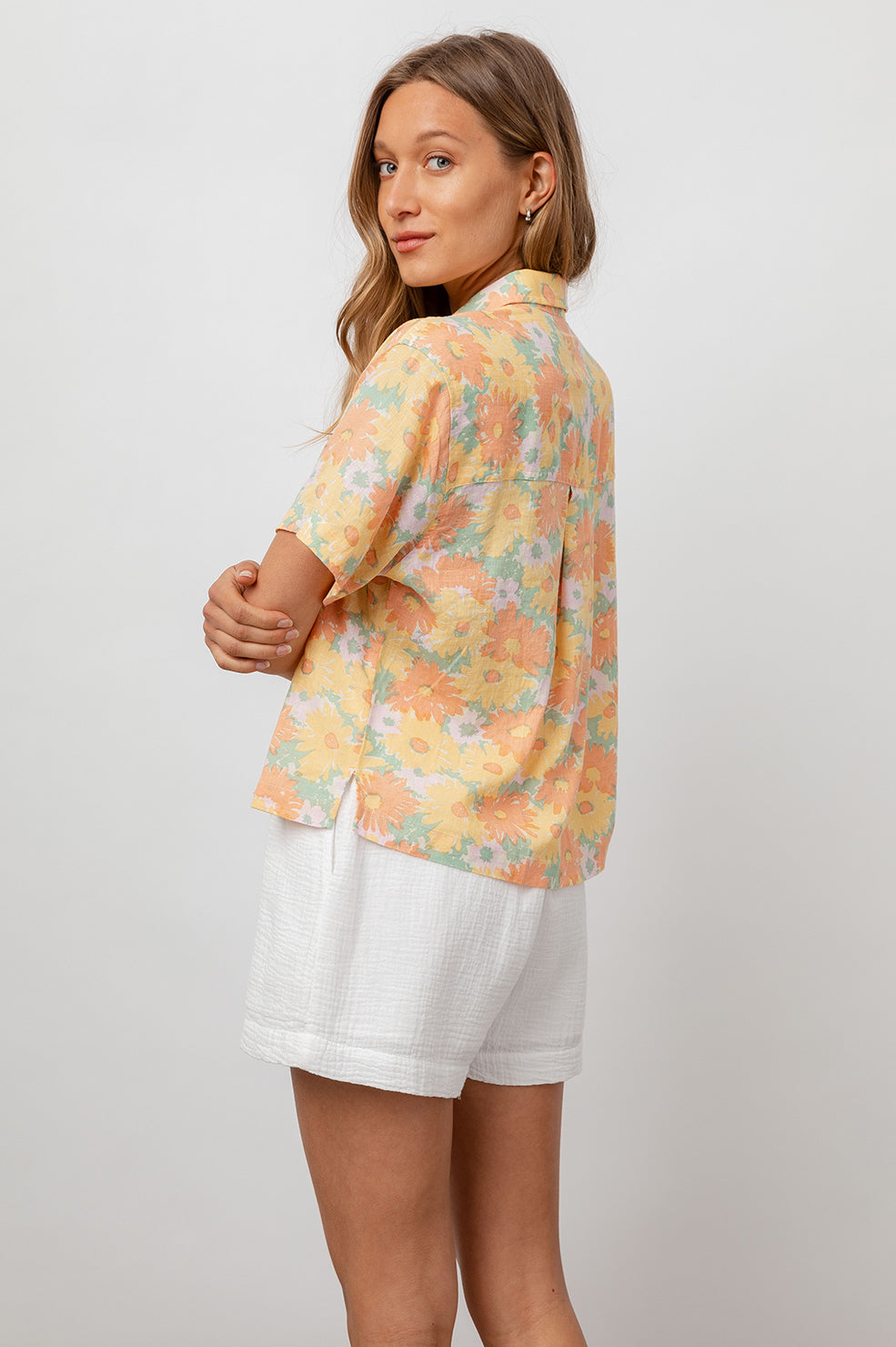 Payton Daisy Meadow Short Sleeve Buttondown Shirt - side angle