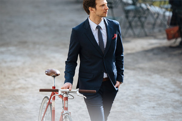 Our machine washable blazer, with a fabric that looks and feels like wool.