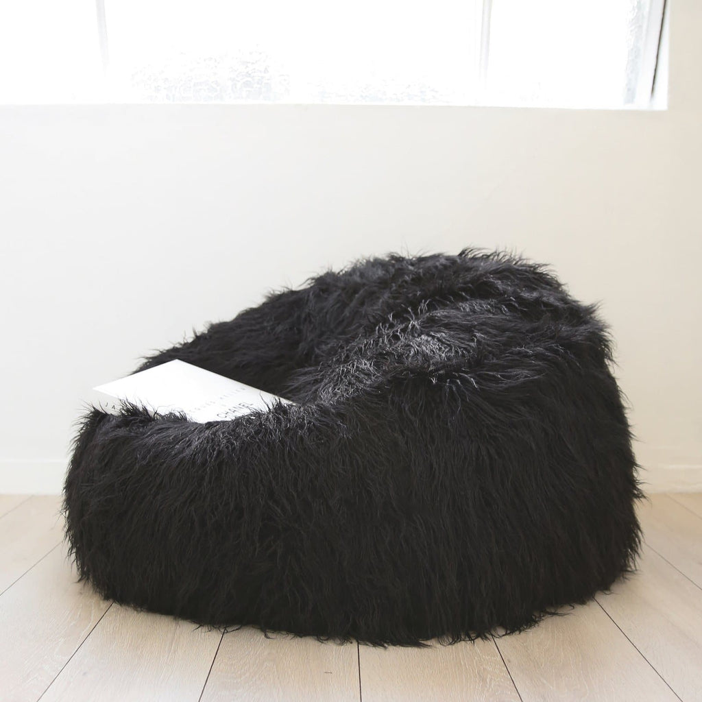 black fluffy bag