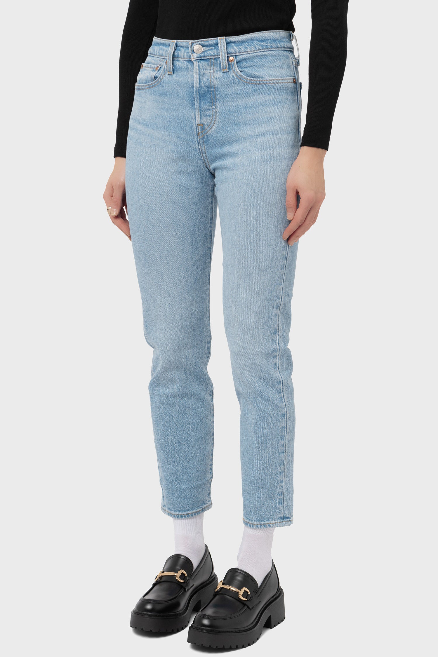 Women's Levi's Wedgie Icon Fit in Samba Tango Light — Philistine