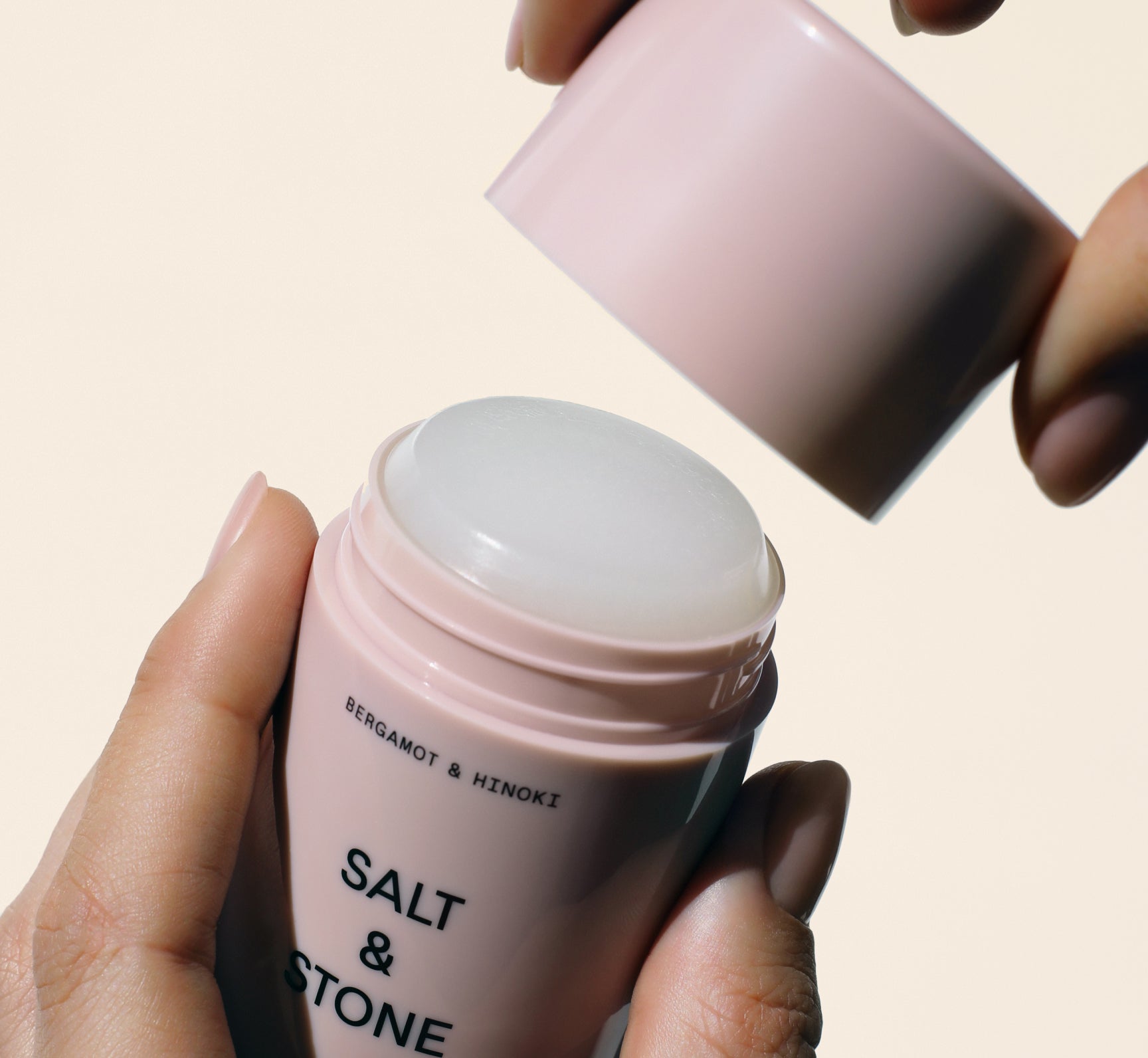 Sensitive skin gel deodorant – Bergamot &amp; Hinoki Salt & Stone Suisse