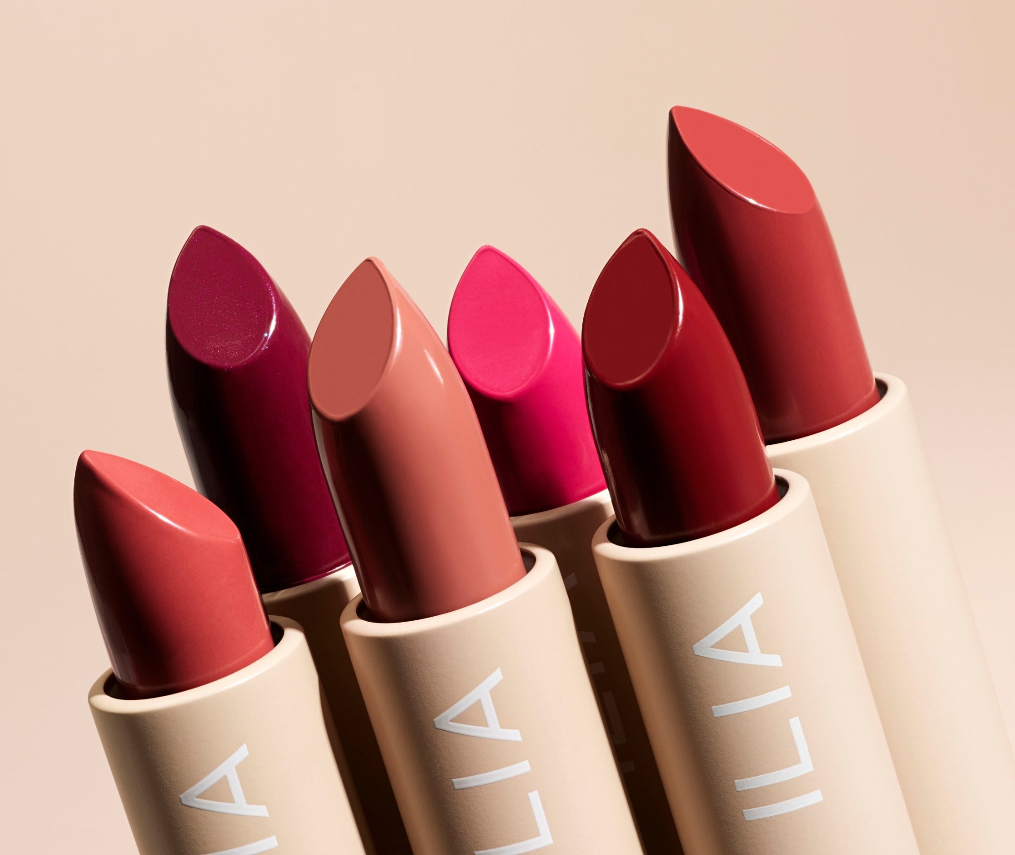 Color Block High Impact Lipstick - Rouge à Lèvres Intense Ilia Beauty Suisse