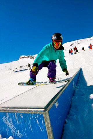 snowboard teamrider dennis loos take a shot 2
