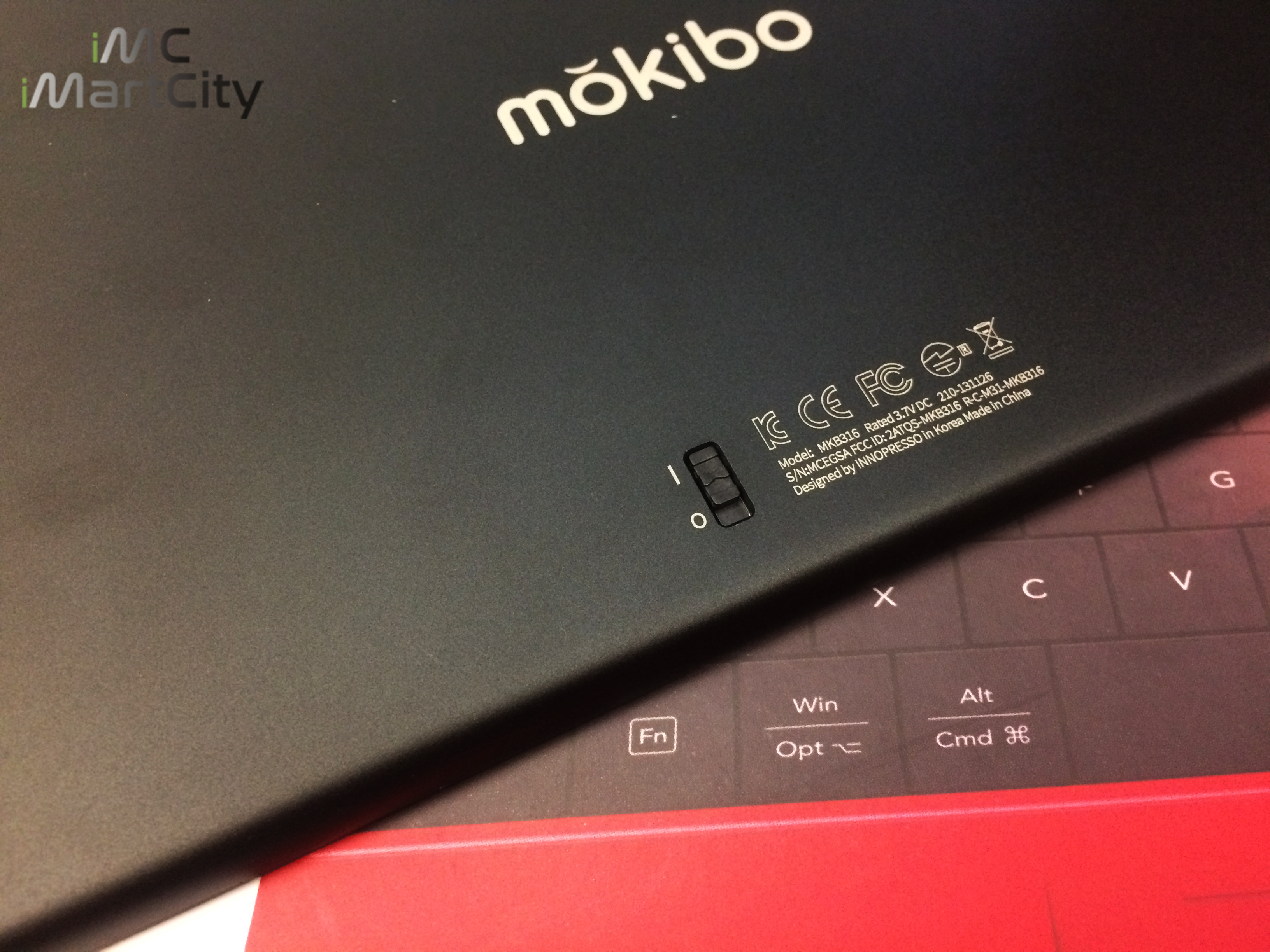 lexuma-mokibo-touchpad-keyboard-bluetooth-wireless-pantograph-laptop-black-back