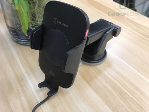 lexuma automatic wireless charging infrared sensing car mount application on cars