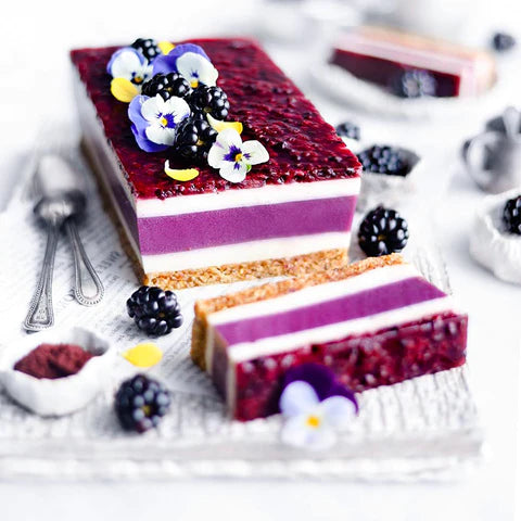 no bake blackberry and acai berry cake