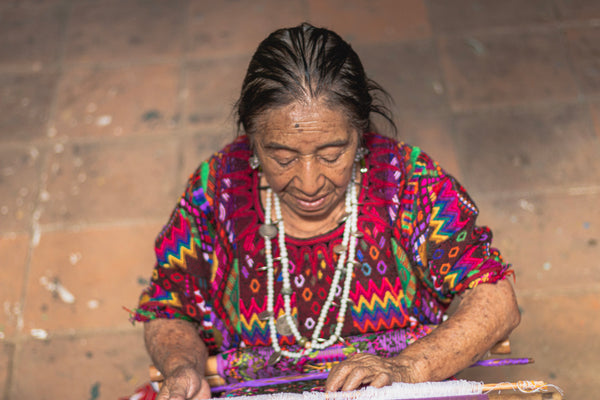 Weaver woman Guatemala