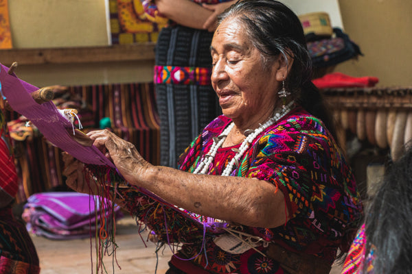 Weaver women Guatemala Mayalla huipil making