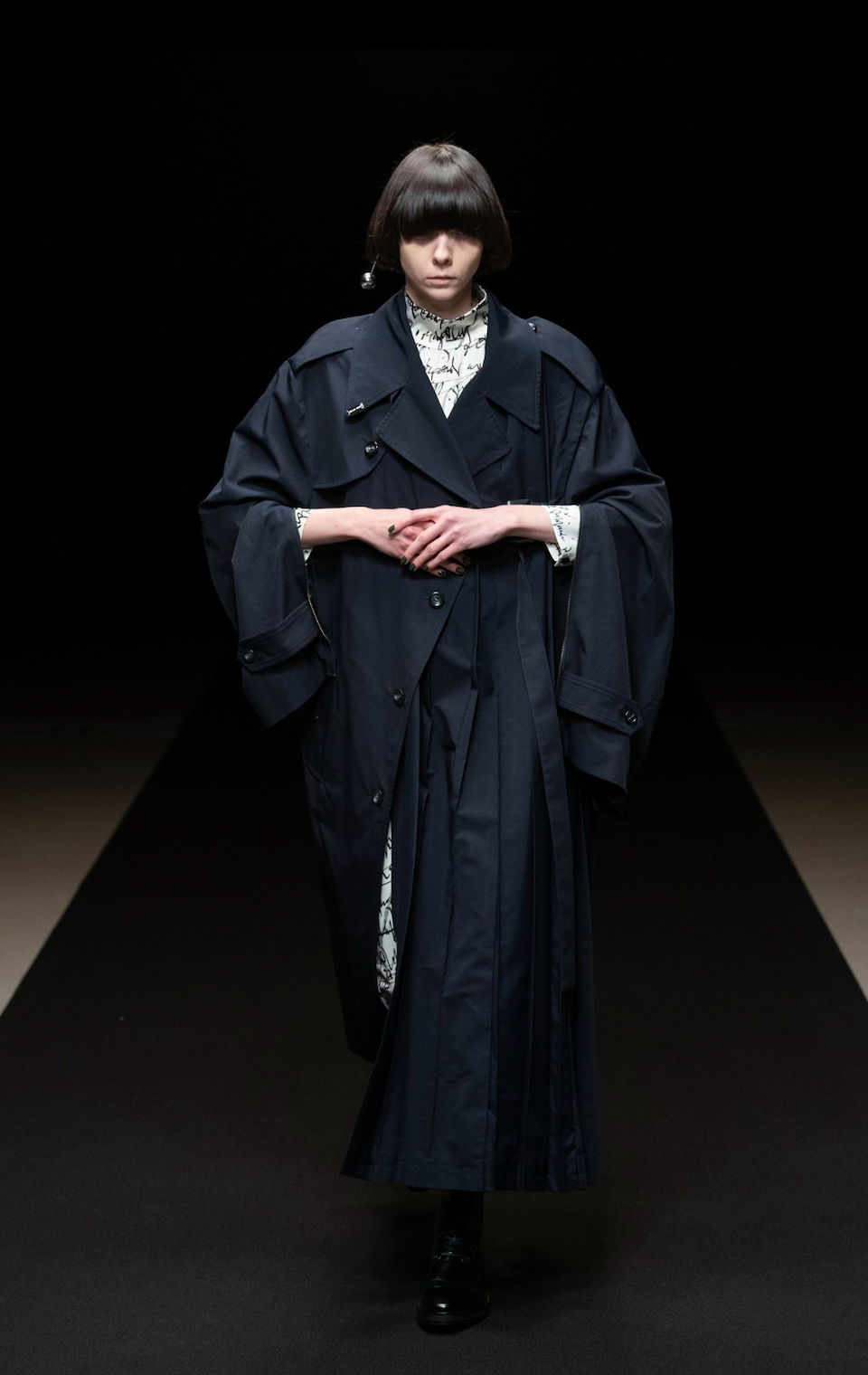 2021 A/W Collection – MIKAGE SHIN