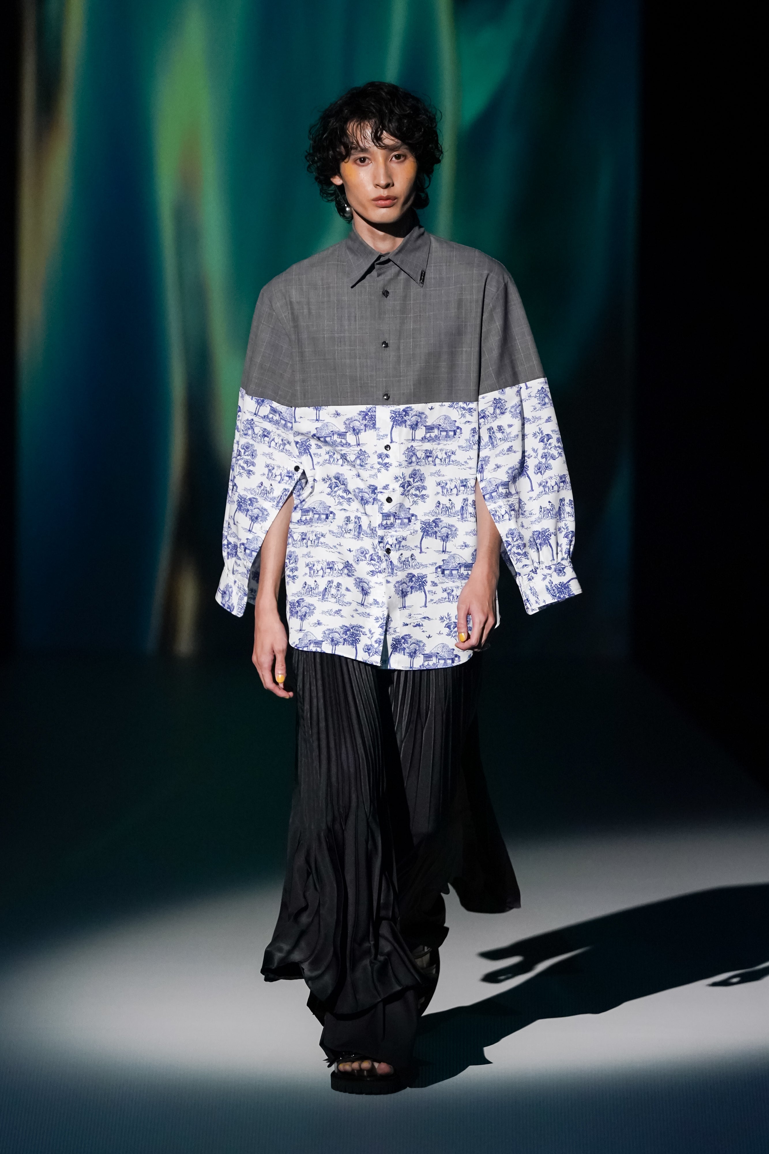 2022 S/S Collection – MIKAGE SHIN