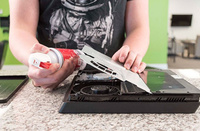 How clean any PS4 Fan (Pro, Slim, or Original) – HIDEit Mounts