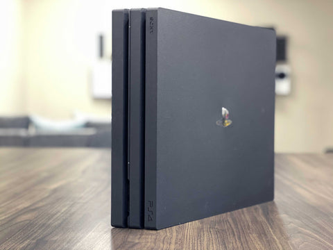 PS4 Pro standing