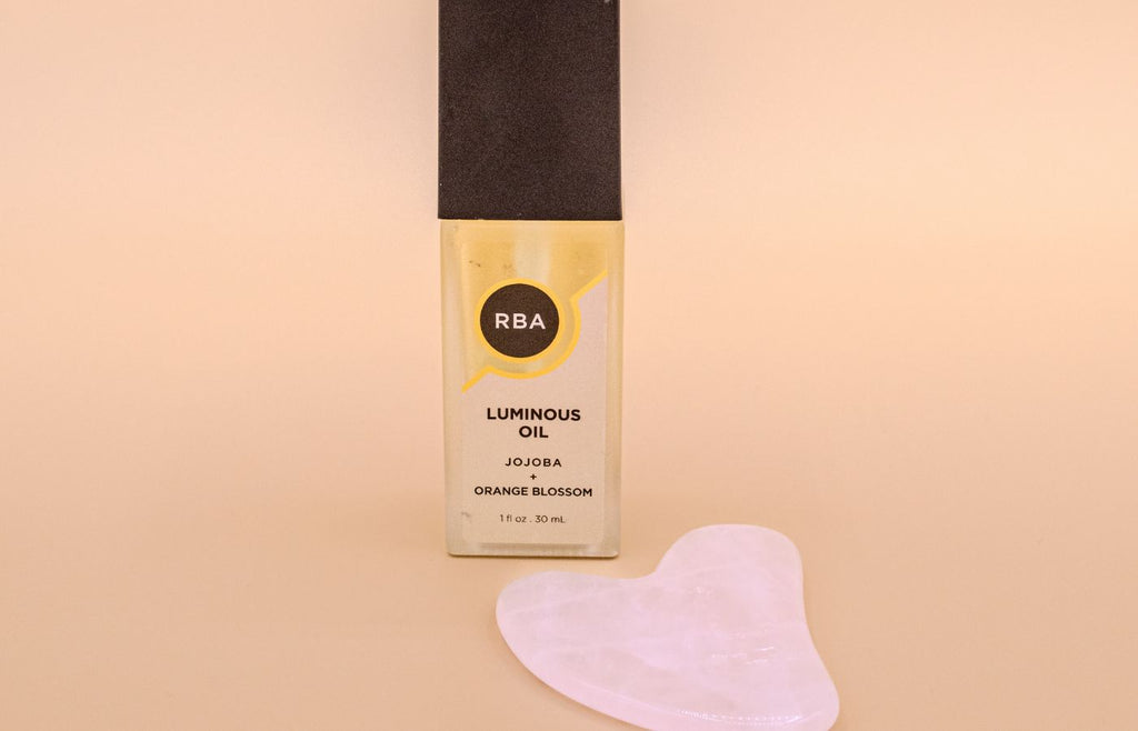 Hydrating Facial Oil with Gua Sha Tool