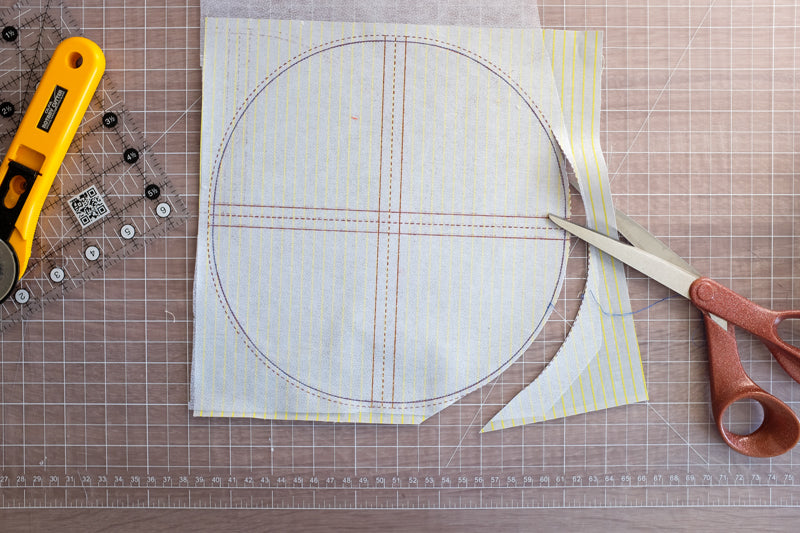 Quiltsmart x Free Spirit Fabrics Quilt Coat Story Challenge Tutorial on how to curve piece with Quarter Circle Interfacing by the weekend quilter